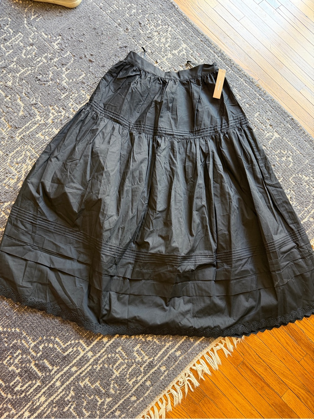 NWT Women's Black Tiered Maxi Skirt with Eyelet Hem - Picture 4 of 7
